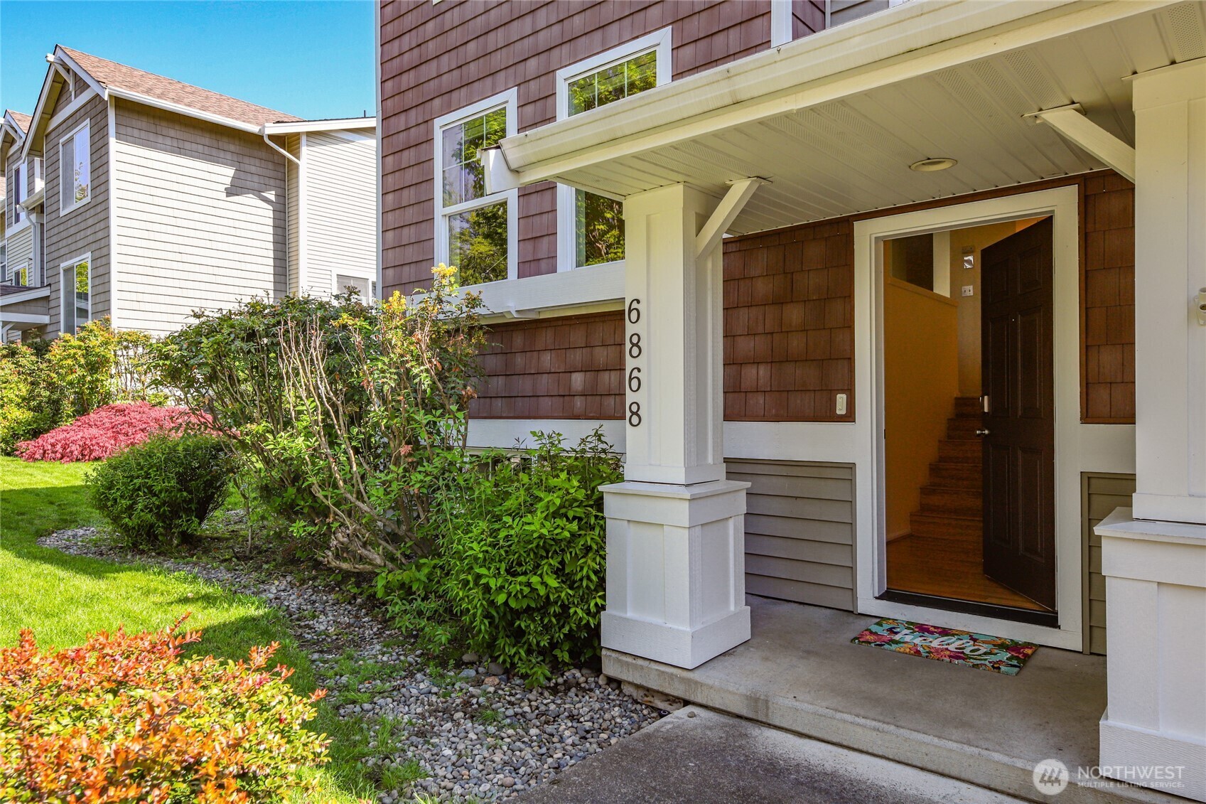 Property Photo:  6868  Holly Park Drive S  WA 98118 