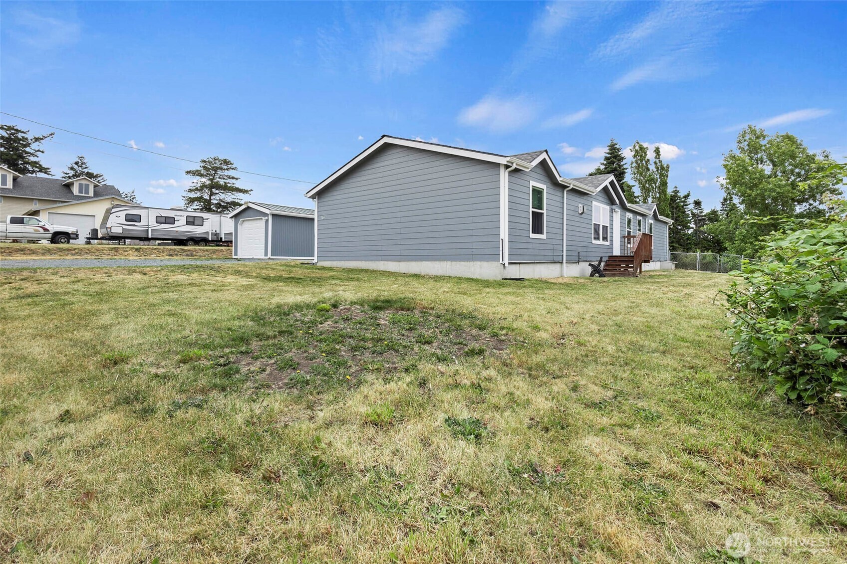 1671  Phillip Street  Oak Harbor WA 98277 photo