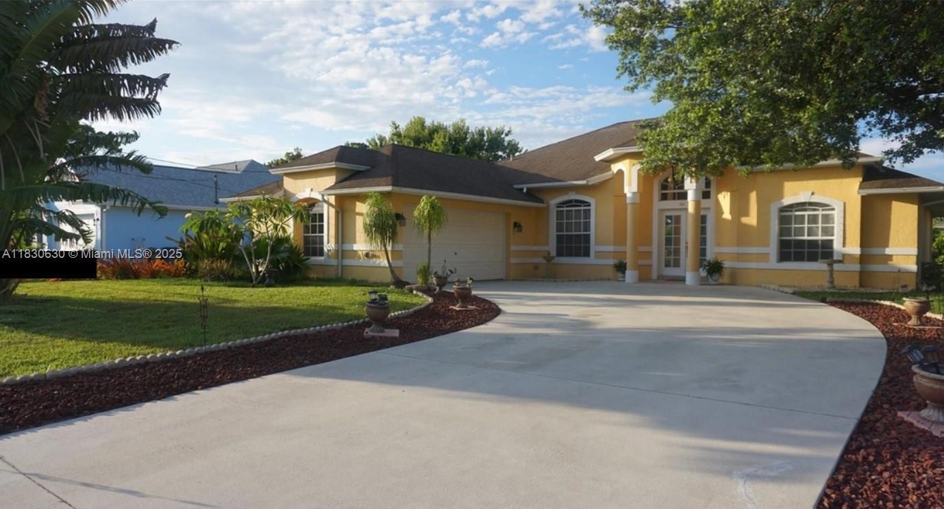 Property Photo: 544 SE Nome Drive FL 34984