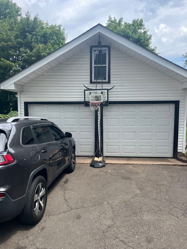 Property Photo:  43 North Pearl Street  CT 06450 