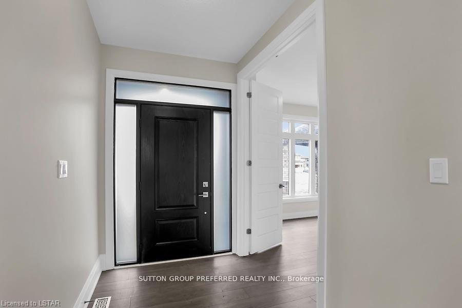 Property Photo:  252 Leitch Street  ON N0L 1J0 