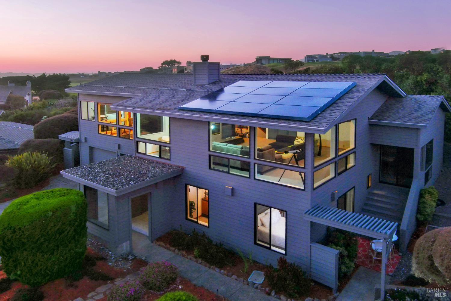 Property Photo: 590 Swan Drive CA 94923