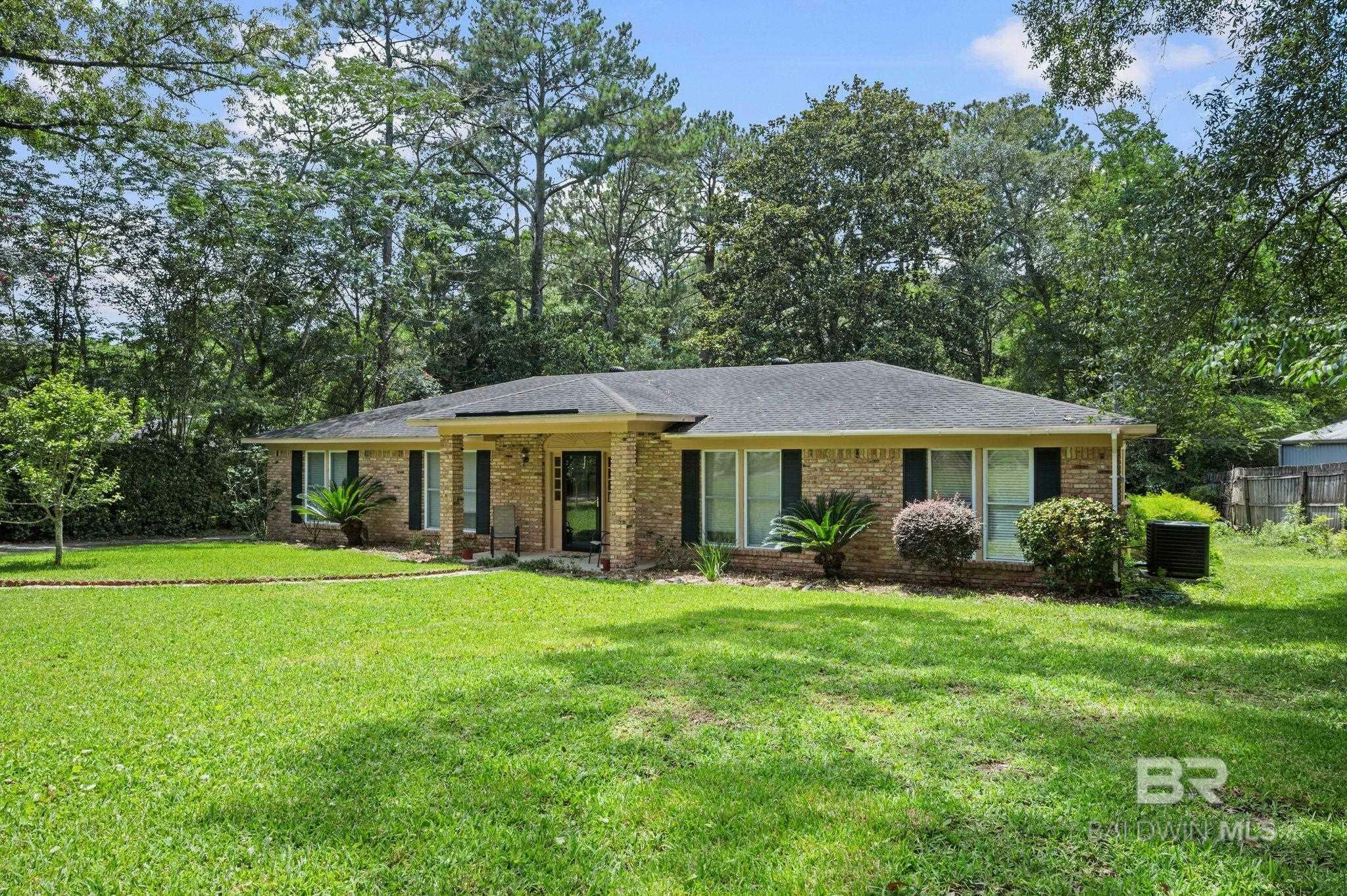 Property Photo: 2858 Lynndell Drive AL 36695
