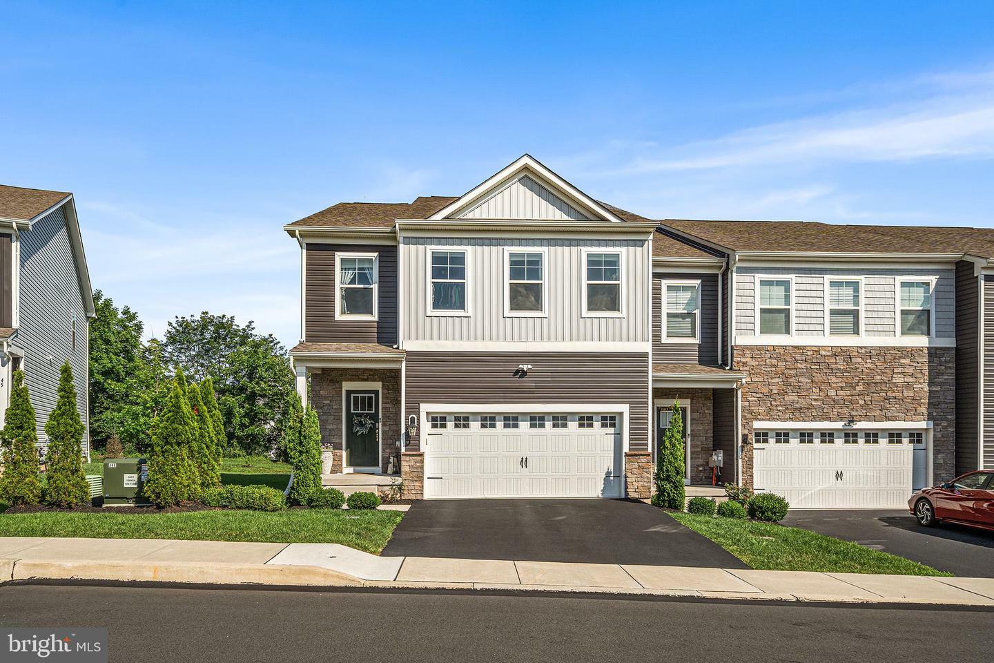 Property Photo: 43 Hummingbird Lane PA 19460