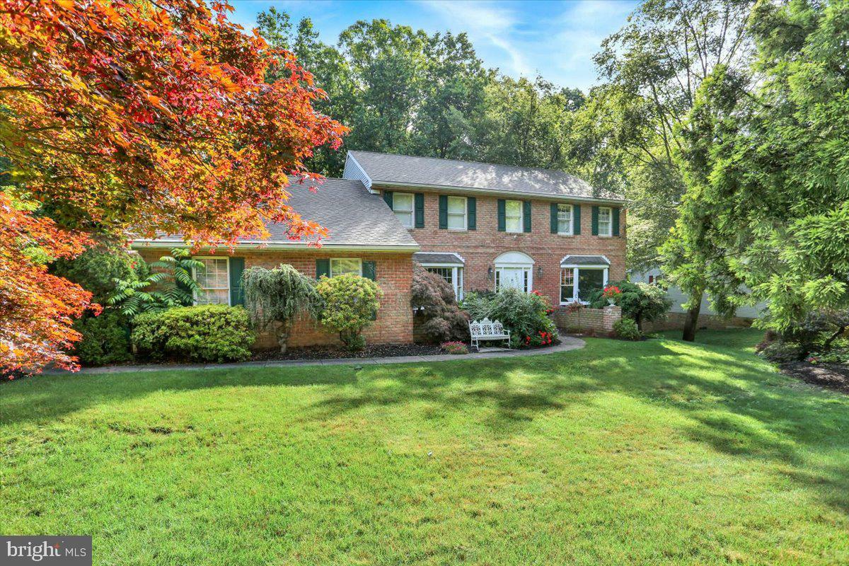 Property Photo: 505 Arrowhead Trail PA 19608