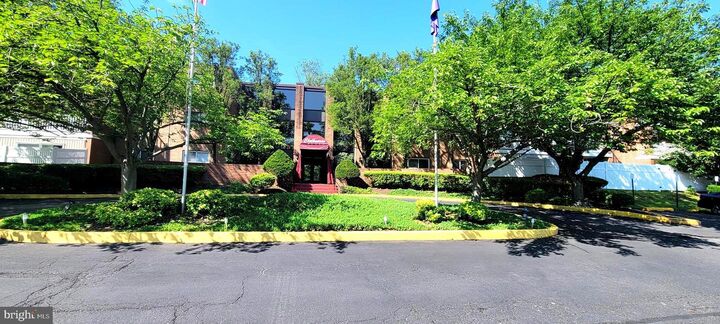 Property Photo:  46 Township Line Road 305  PA 19027 