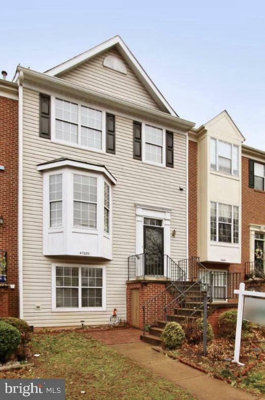 Property Photo: 47680 Comer Square VA 20165