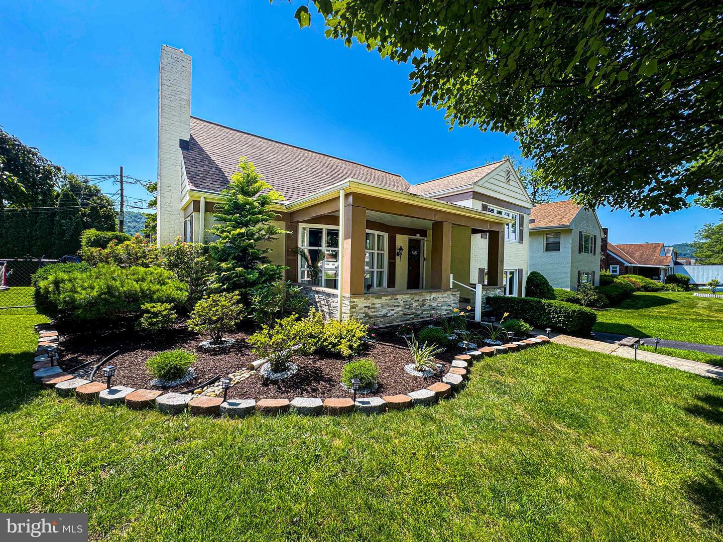 Property Photo: 919 Brighton Avenue PA 19606