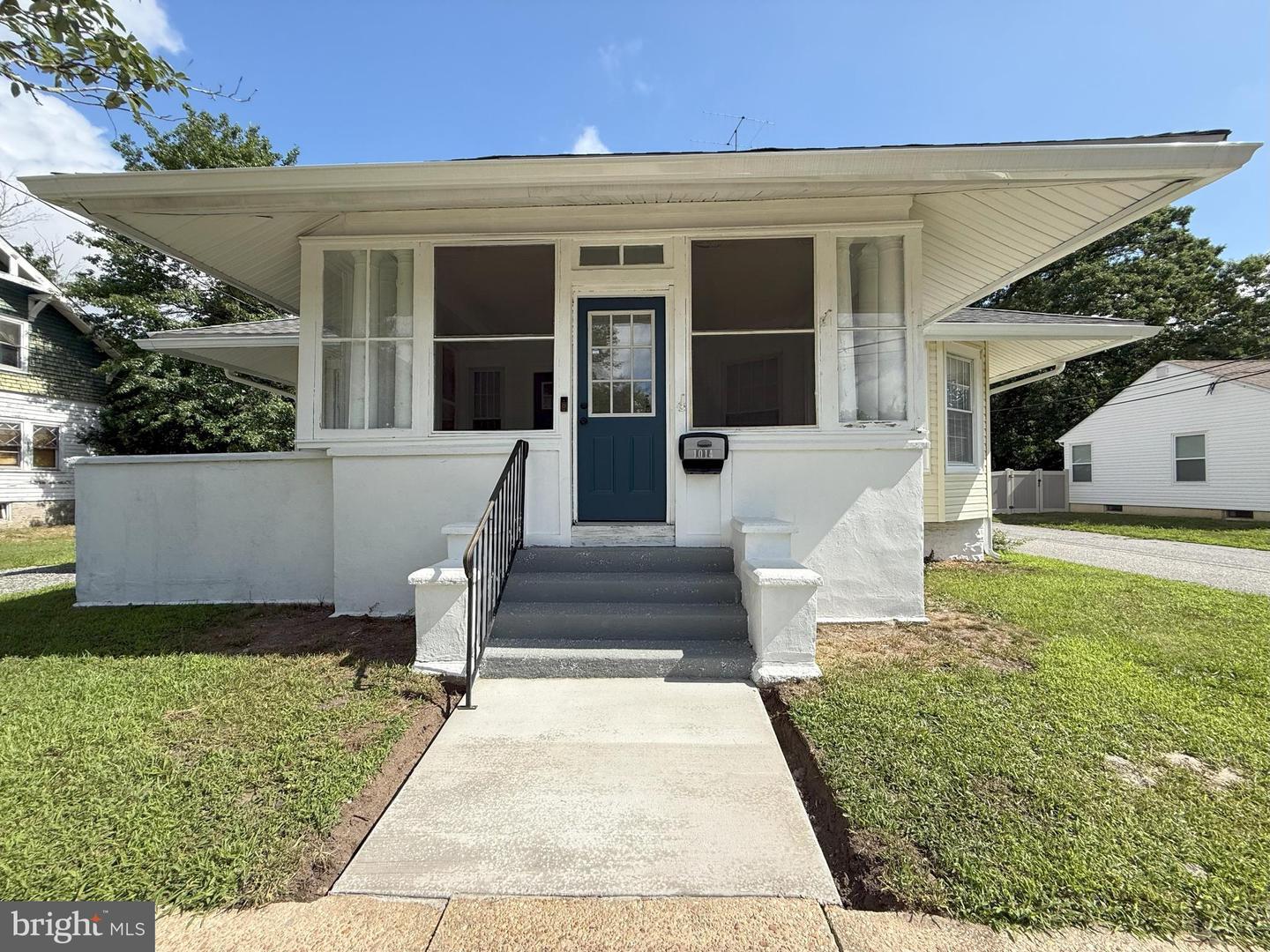 Property Photo: 1014 New Pear Street NJ 08360