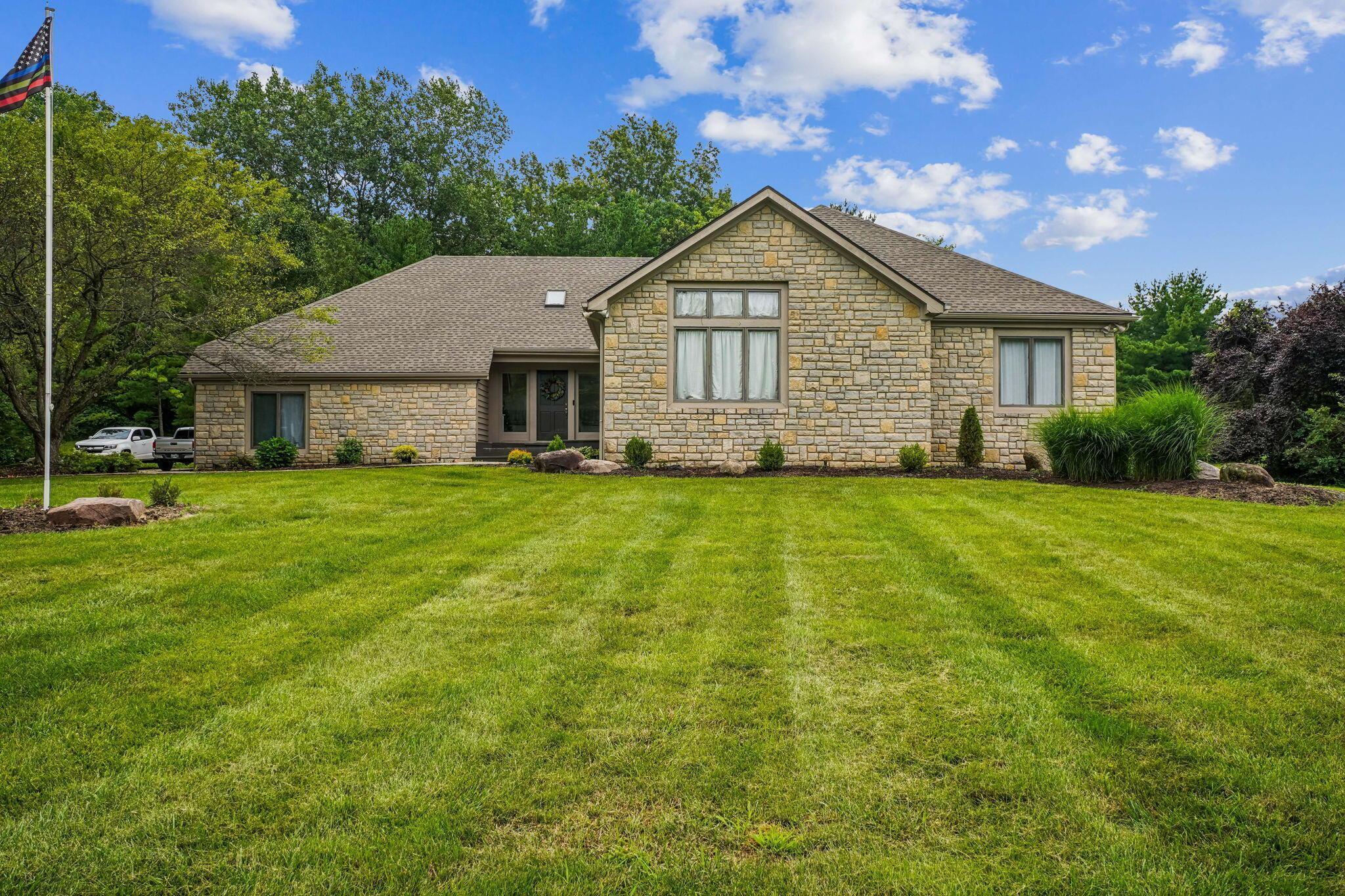 1722 Taylor Station Road  Blacklick OH 43004 photo