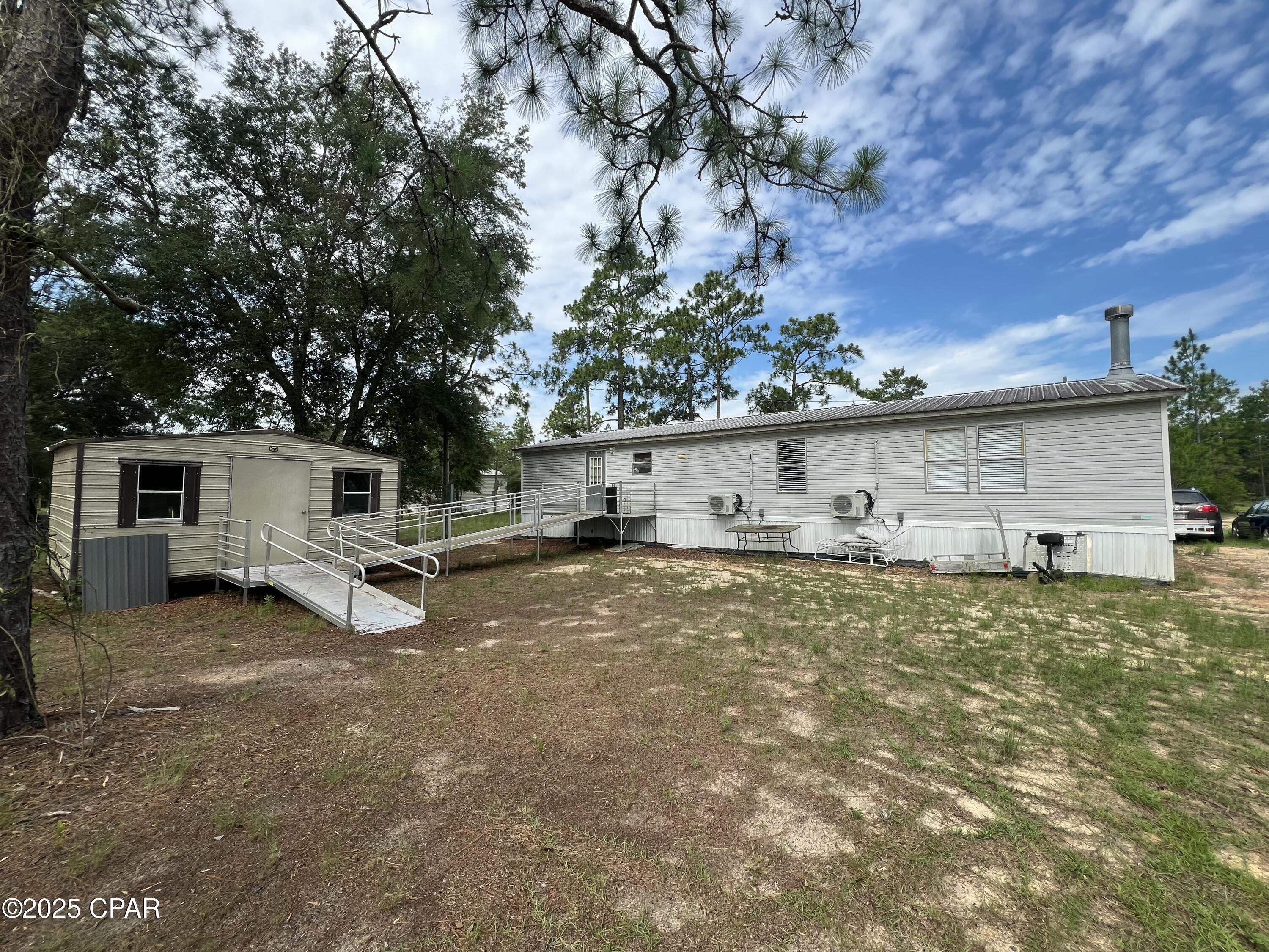 Property Photo: 4151-4155 Yorkshire Drive FL 32428