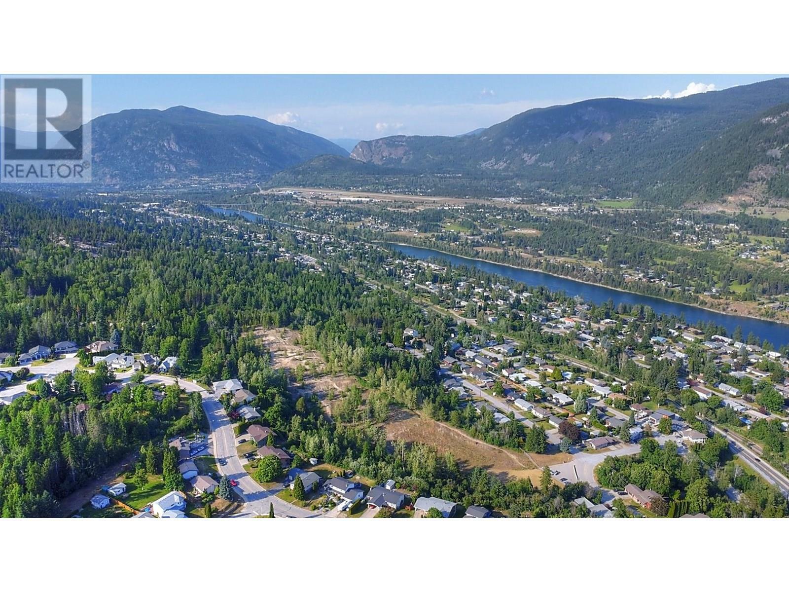 3000 9th Avenue  Castlegar BC V1N 2X9 photo