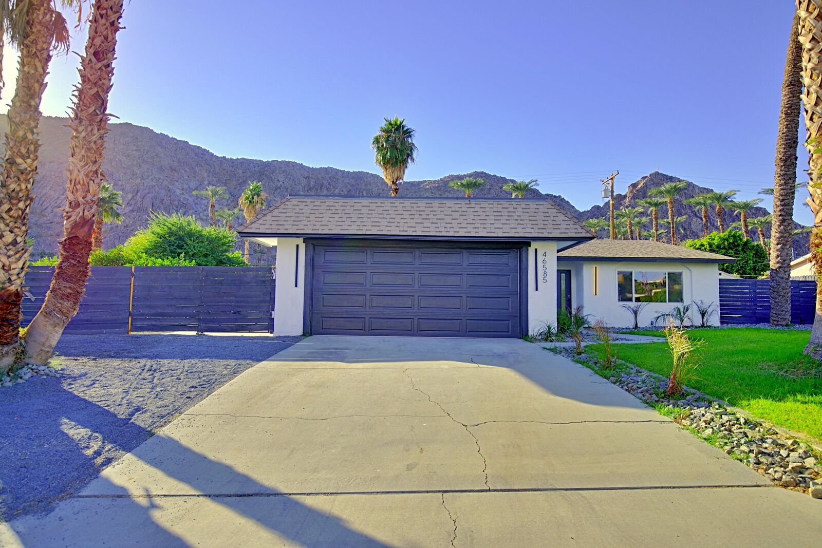 Property Photo:  46585 Washington Street  CA 92253 