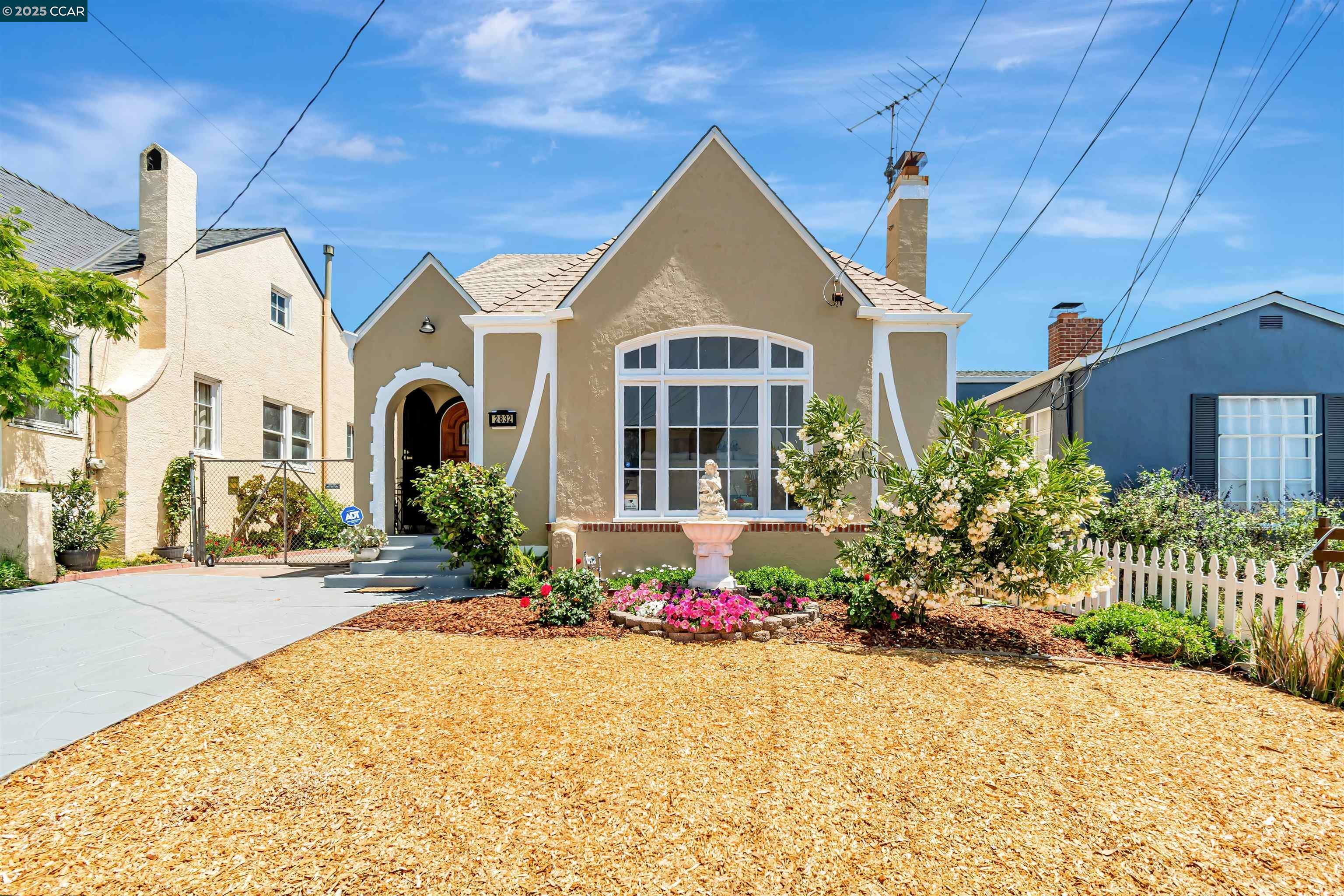 Property Photo: 2832 76th Avenue CA 94605