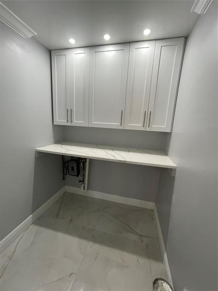 Property Photo: 649 W Oakland Park Blvd 206A FL 33311