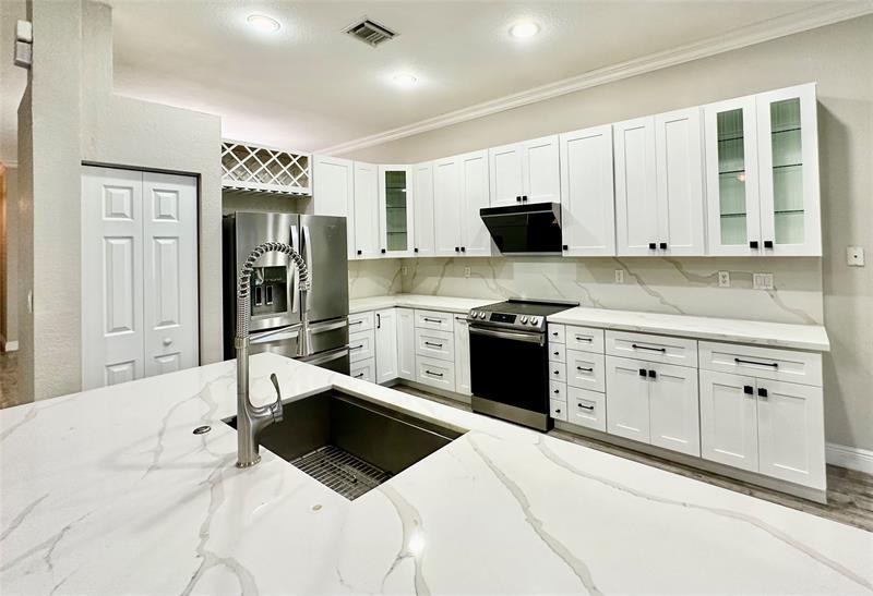 4109 W Whitewater Ave  Weston FL 33332 photo