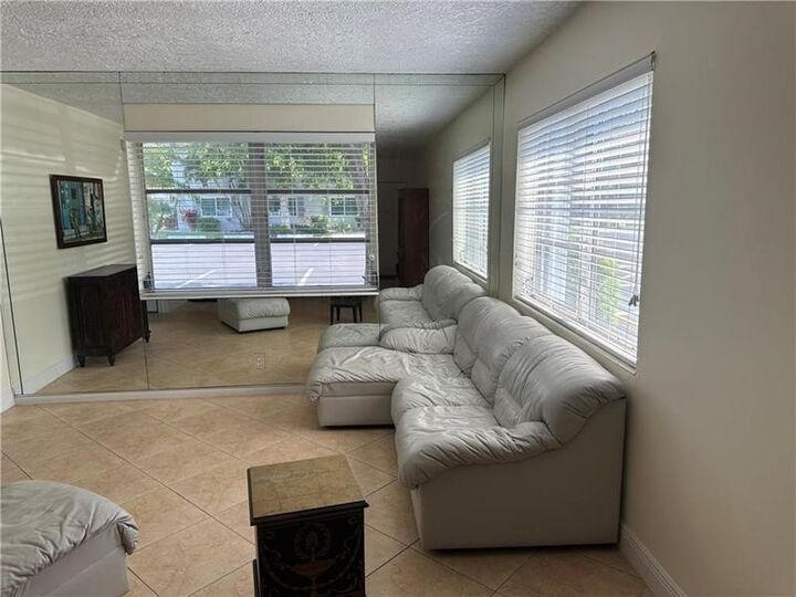 Property Photo:  659 W Oakland Park Blvd 103 C  FL 33311 