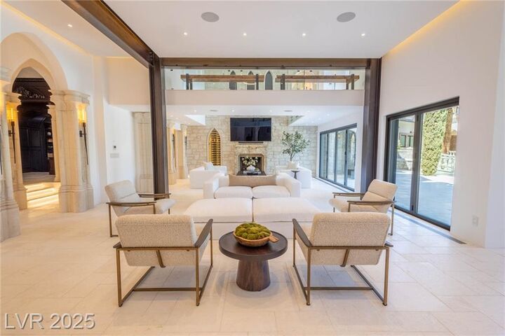 Property Photo: 2928 Coast Line Court NV 89117