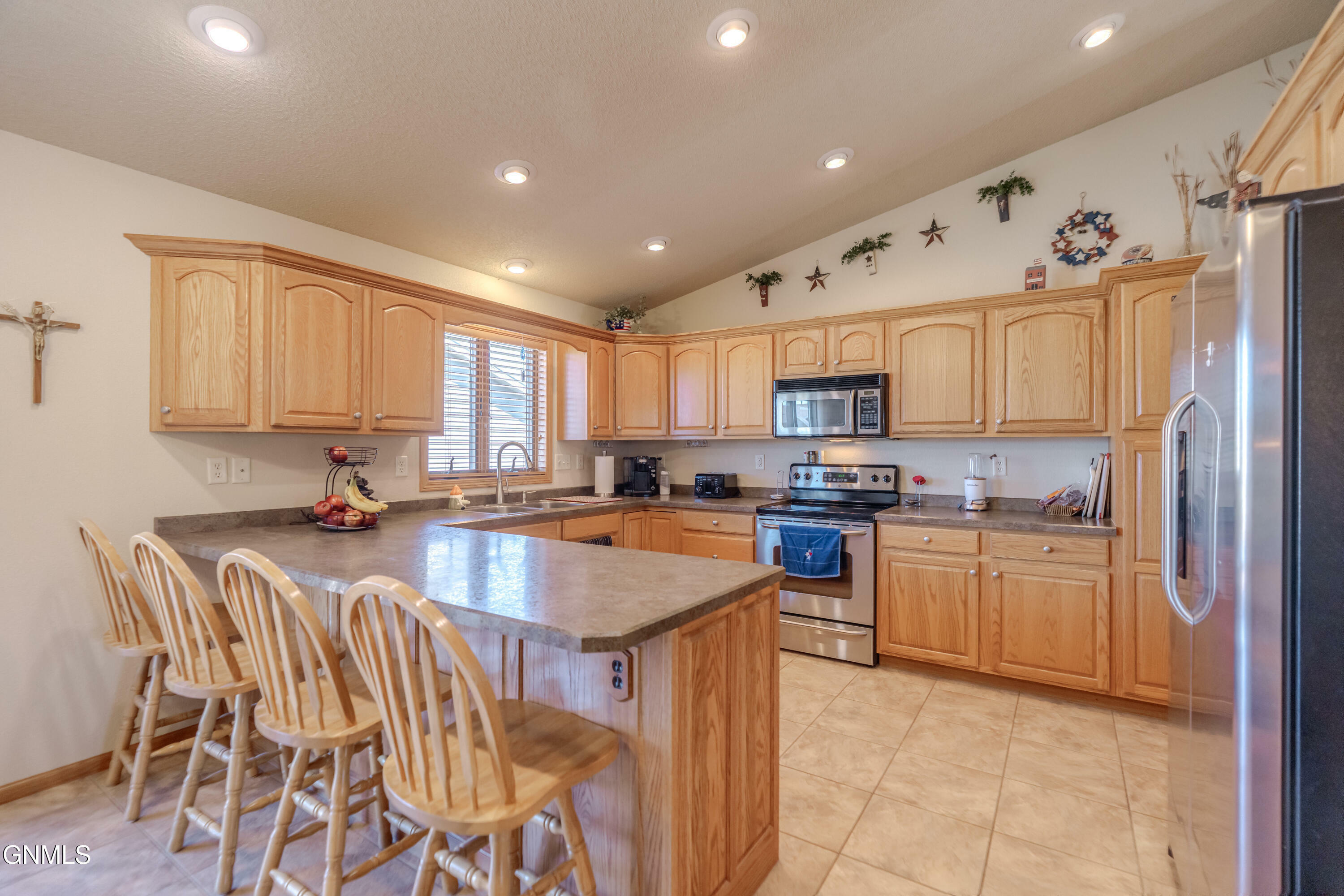 Property Photo: 726 Medora Avenue ND 58503