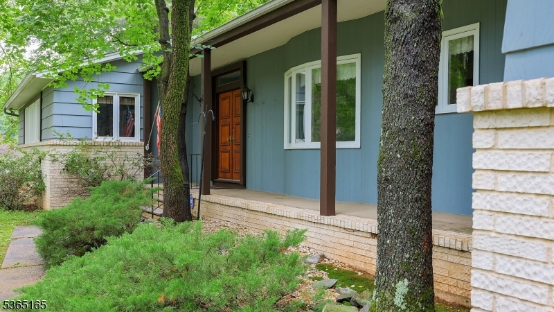 11 Allenby Ln  Scotch Plains Twp. NJ 07076 photo