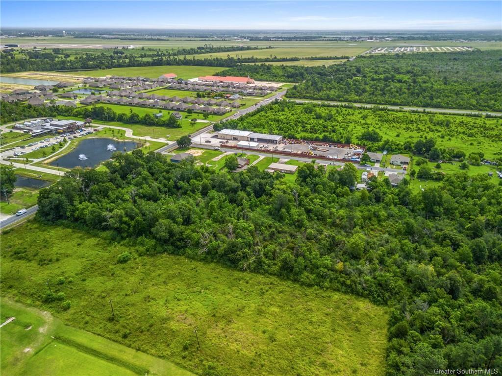 Property Photo: 0 E Prien Lake Road LA 70615