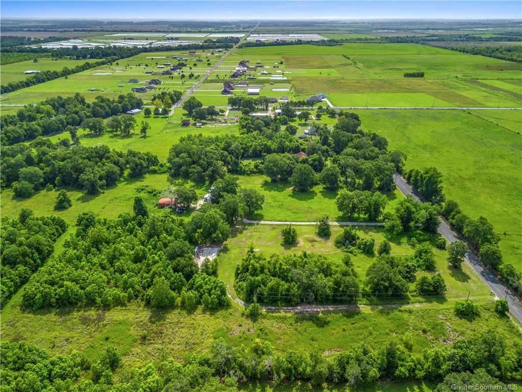 Property Photo: 7620 Sidney Leger Lane LA 70647
