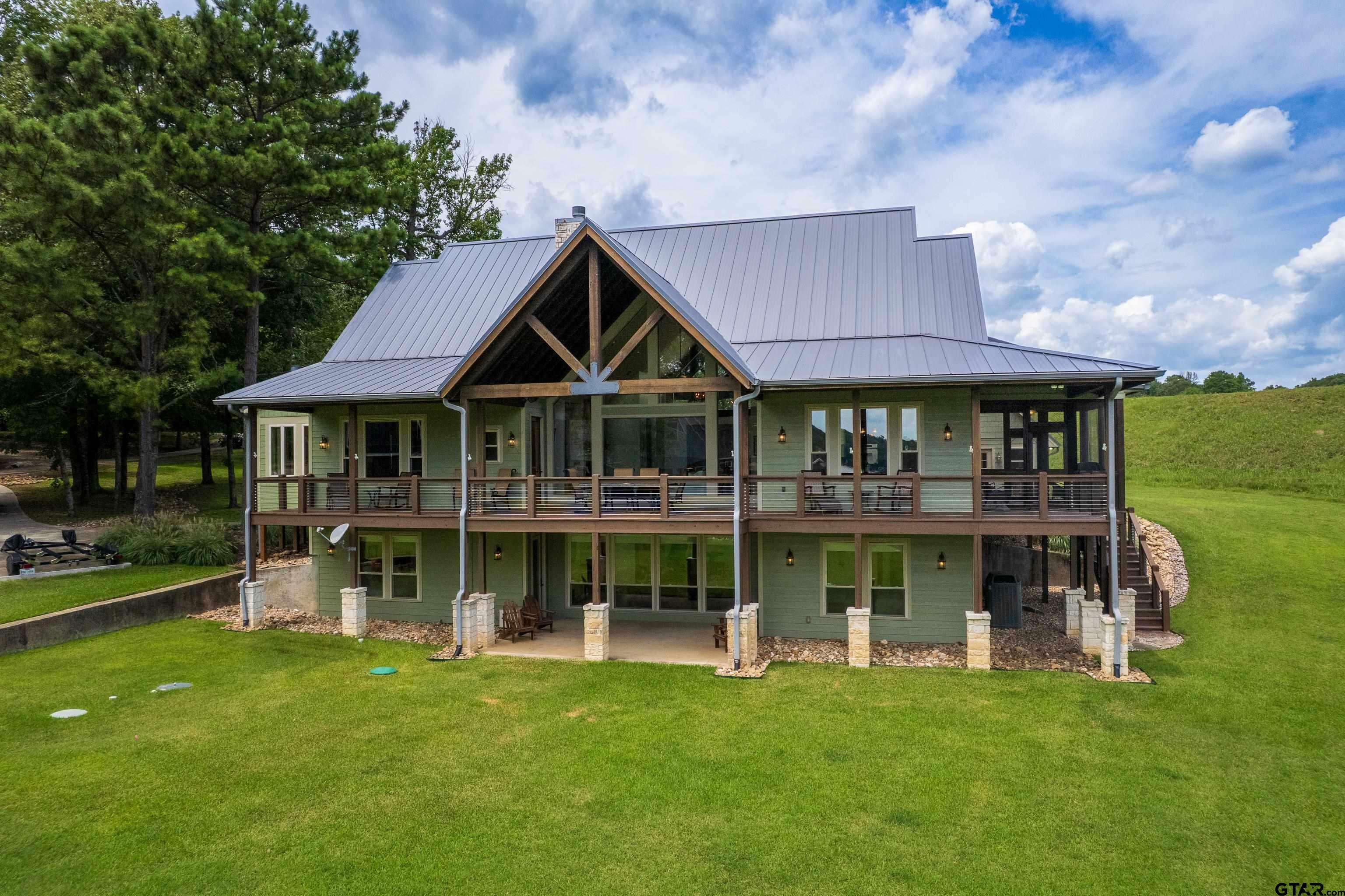 Property Photo: 109 King Shore Blvd TX 75480