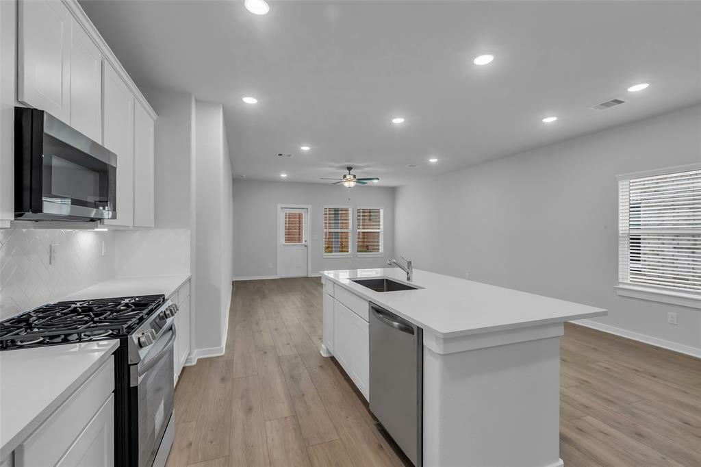 Property Photo: 8450 Sweet Cherry Lane TX 77354