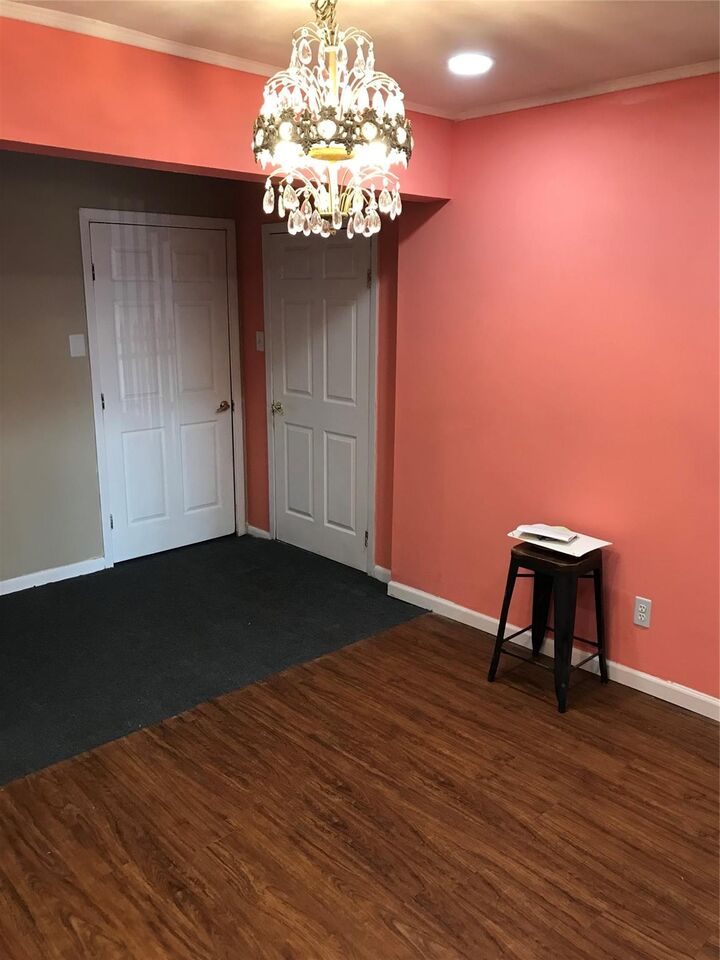 Property Photo:  1706 Gellhorn  TX 77029 