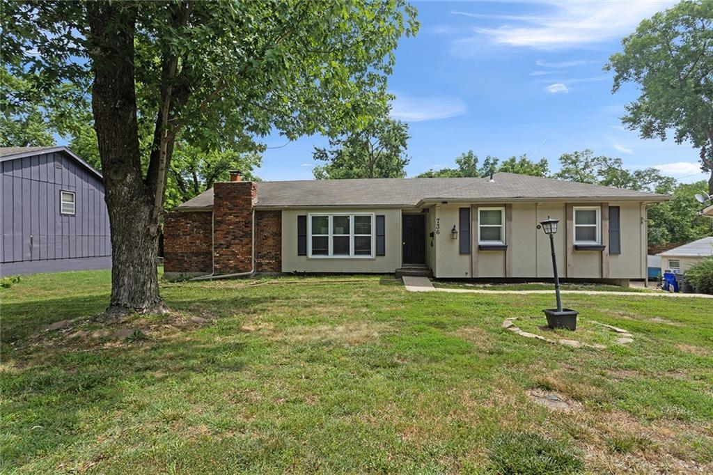 Property Photo: 736 N Van Mar Street KS 66061