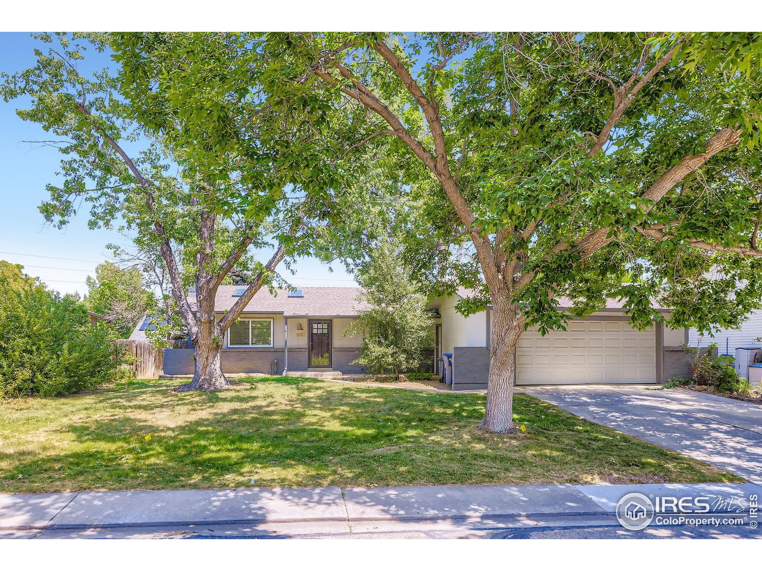 Property Photo:  1287 Doric Dr  CO 80026 