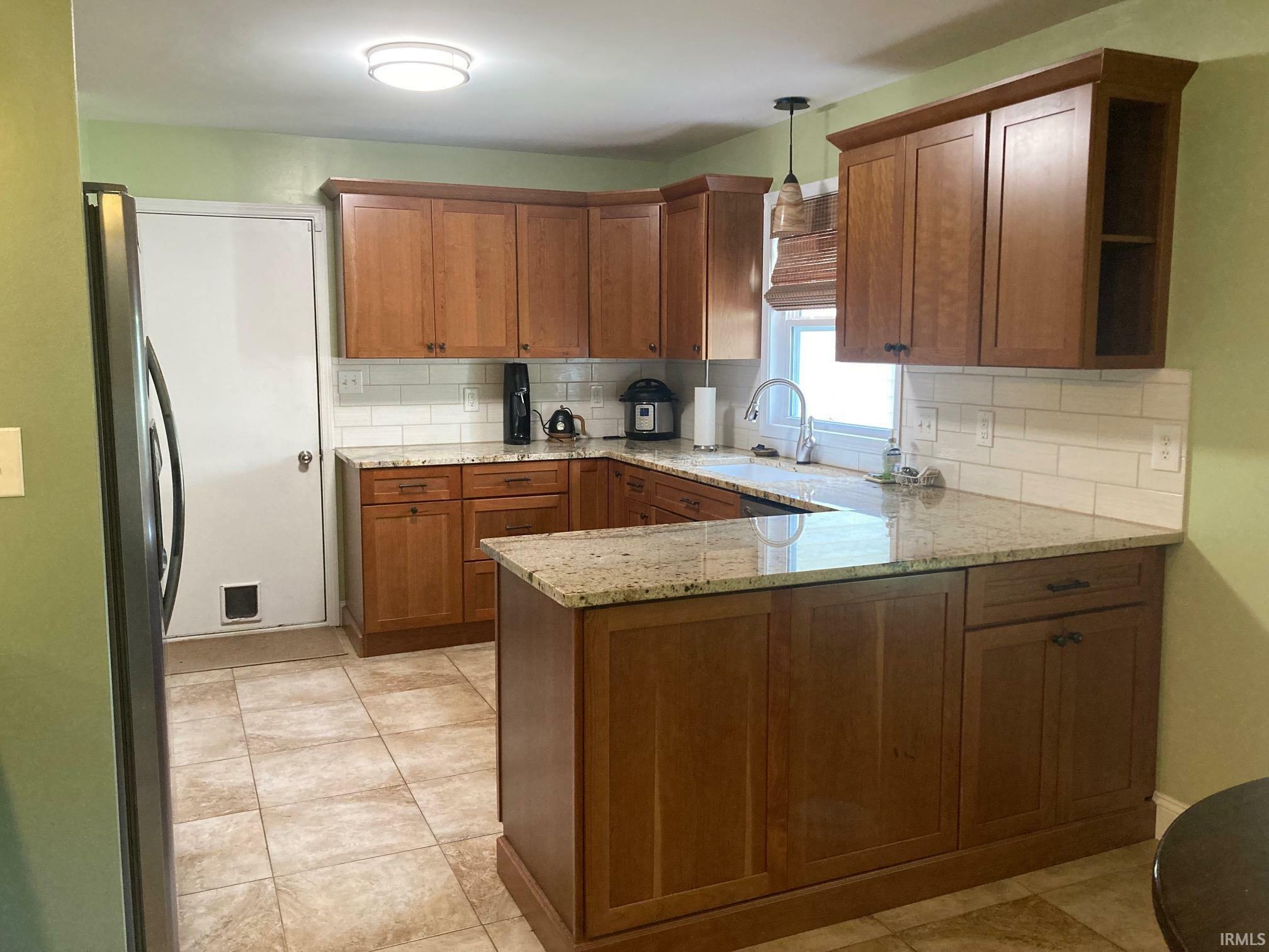 Property Photo: 805 W Countryside Lane IN 47403