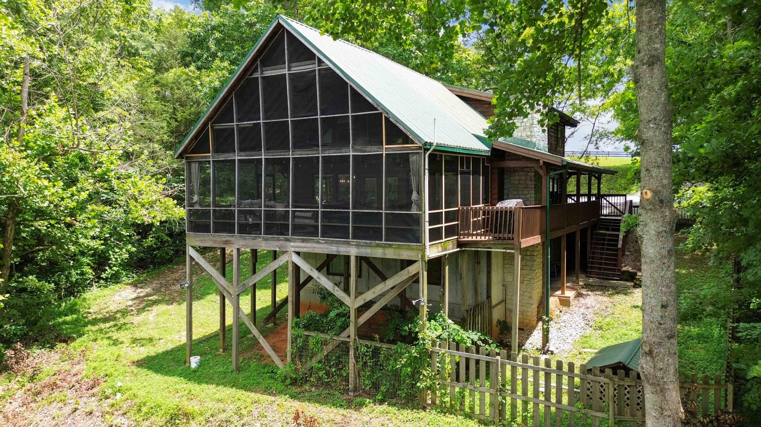 Property Photo: 256 Old Waitsboro Road KY 42518
