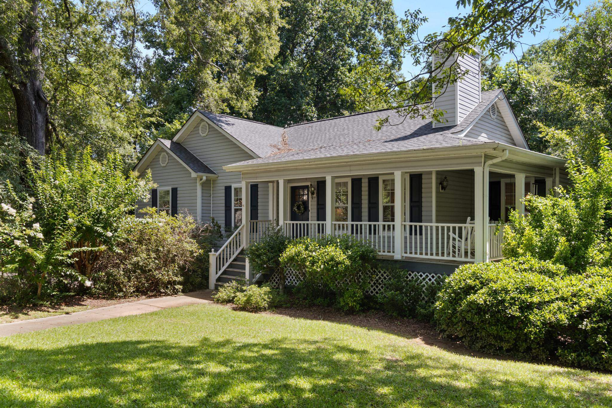 Property Photo: 1027 Harper Street GA 30650