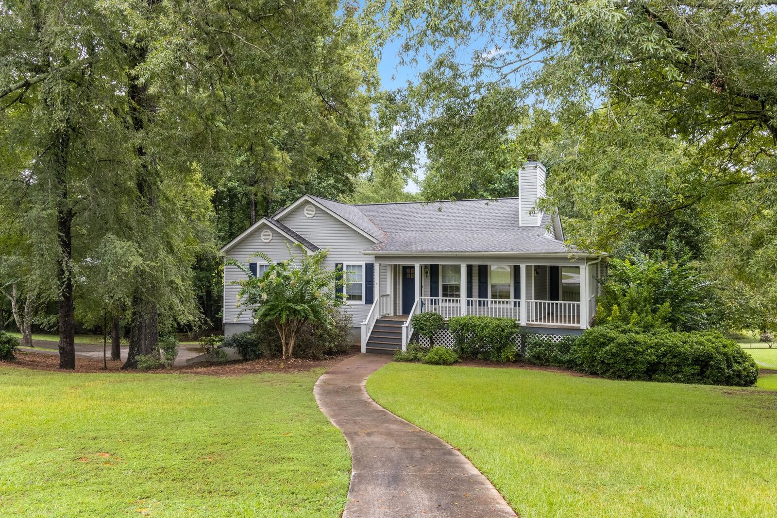 Property Photo: 1027 Harper Street GA 30650