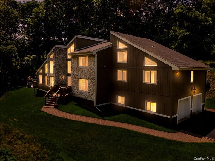 Property Photo:  4 S Hill Road  NY 10986 