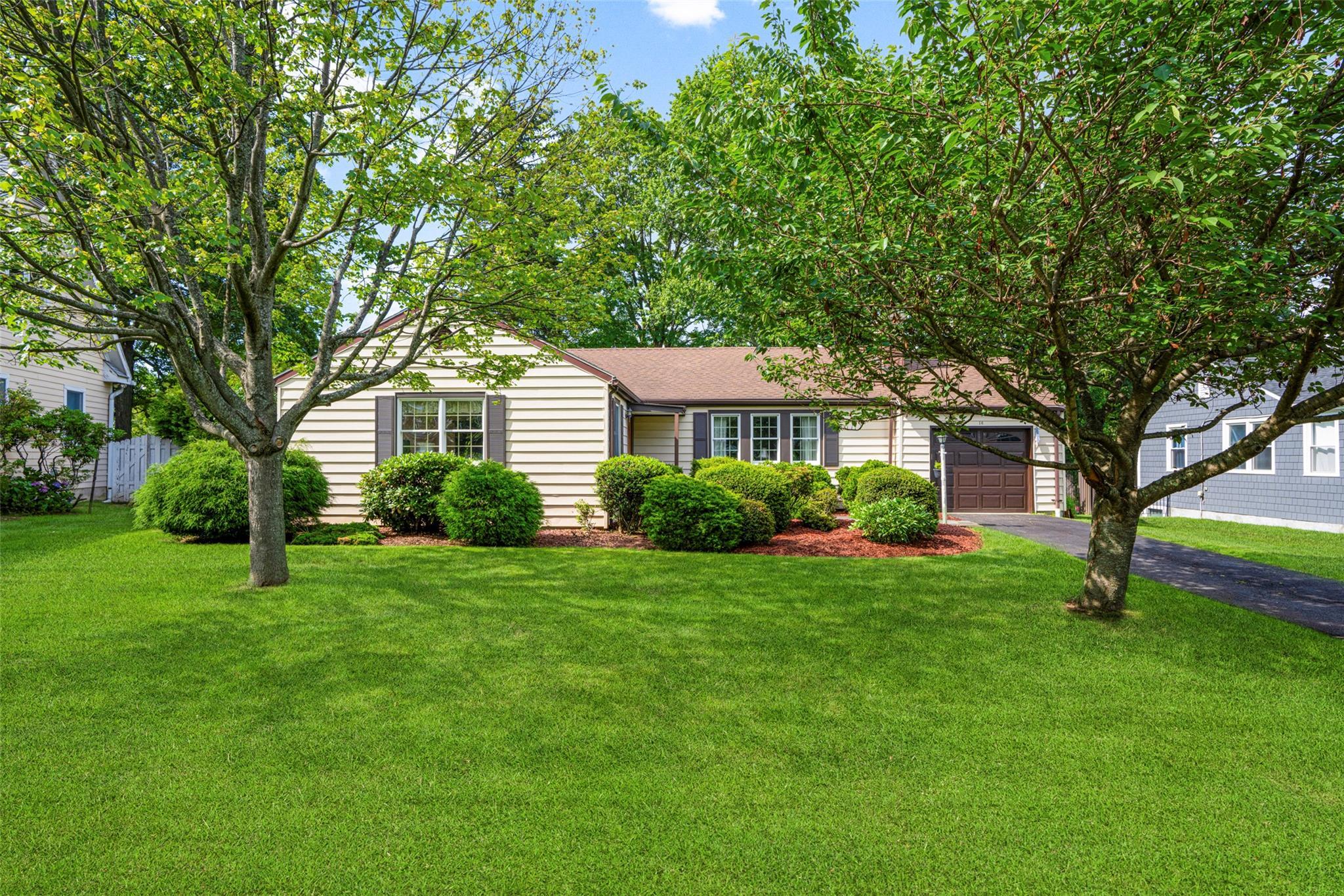 Property Photo:  16 Ria Drive  NY 10605 