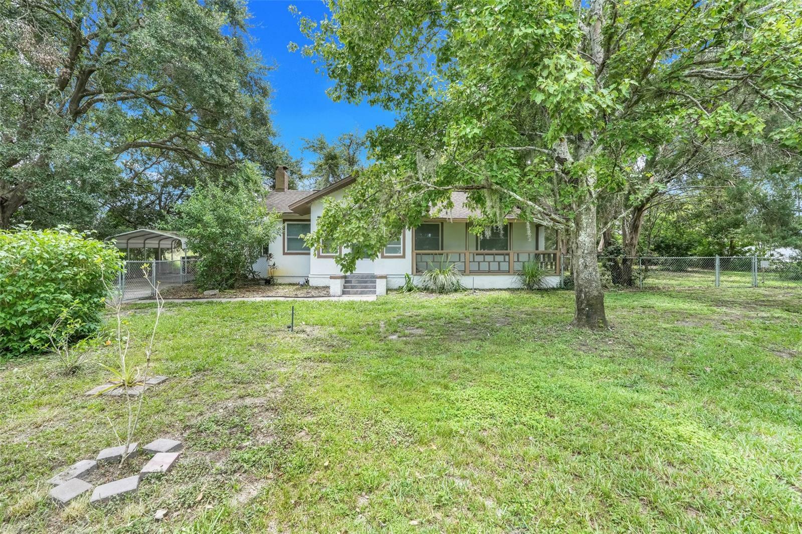 Property Photo: 9404 Lakeshore Drive FL 34711