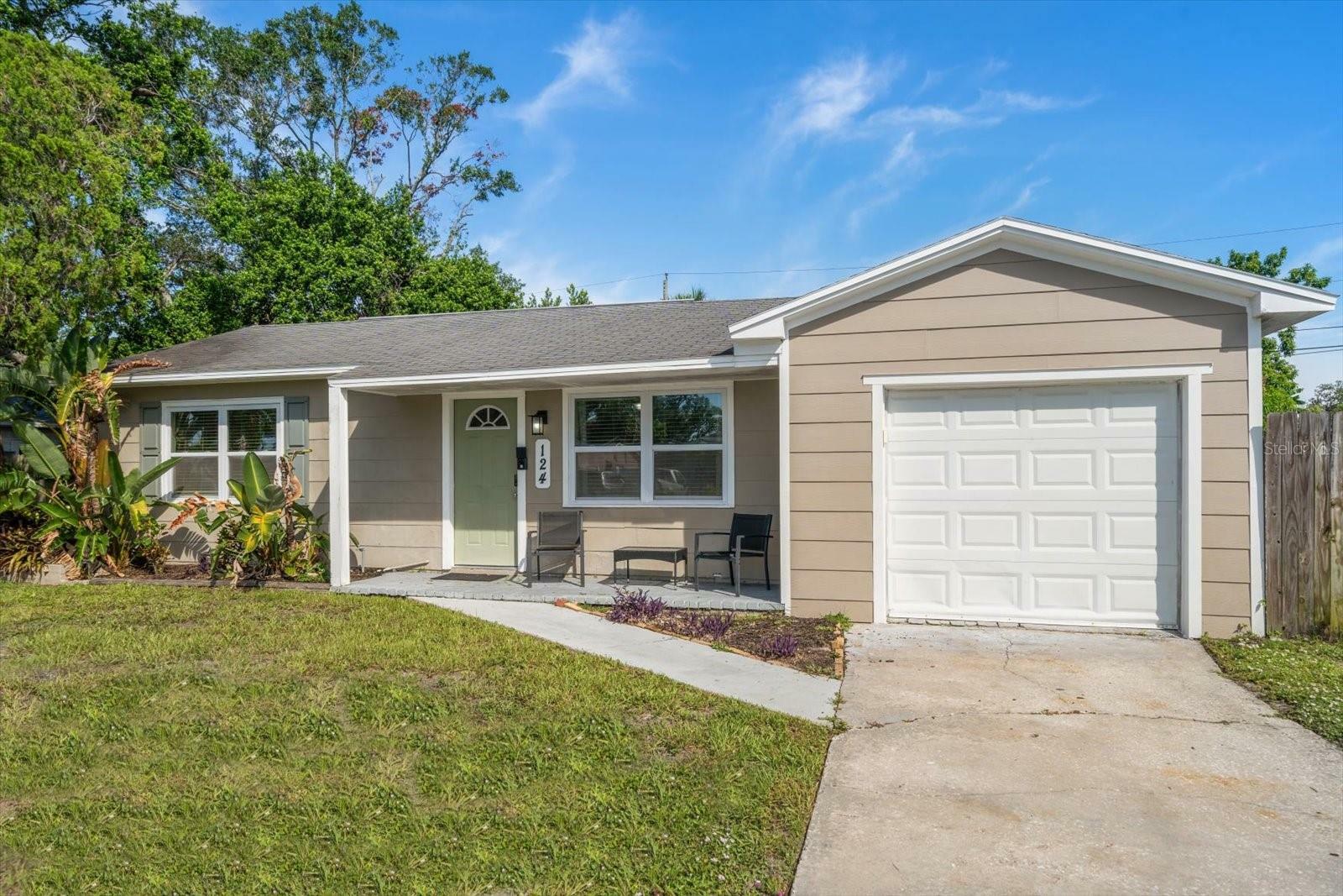 Property Photo: 124 E Virginia Lane FL 33759