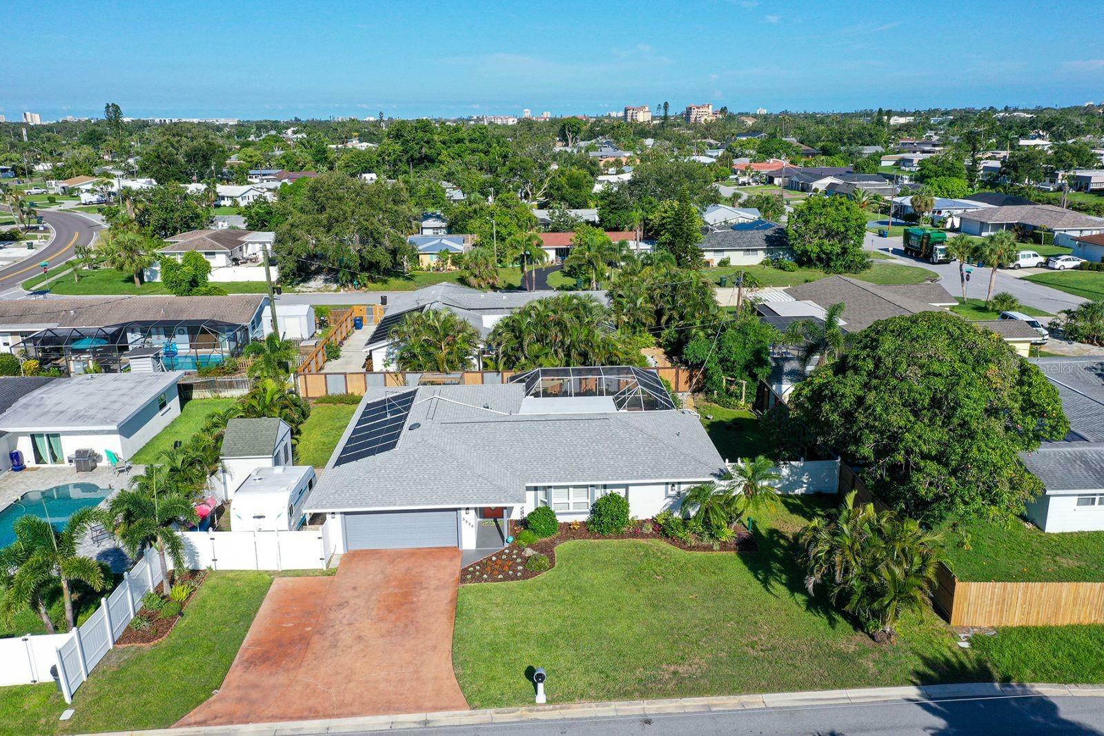 Property Photo: 5524 Antilles Drive FL 34231