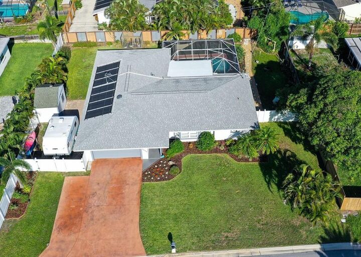 Property Photo:  5524 Antilles Drive  FL 34231 