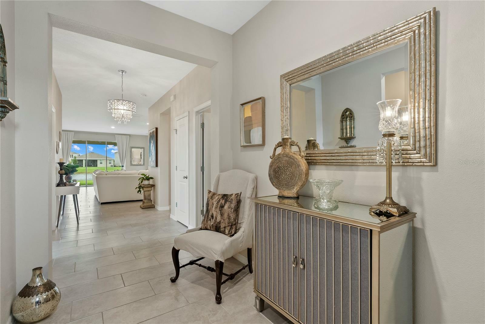 Property Photo: 5313 Halewood Court FL 34211