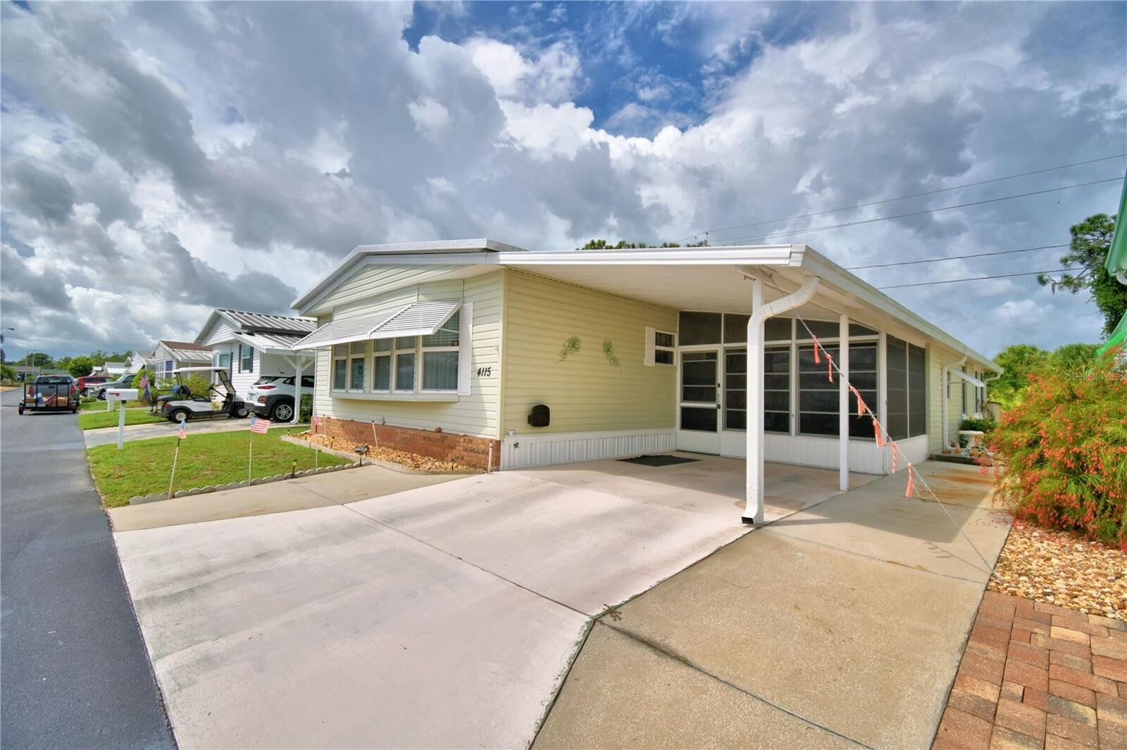 Property Photo: 4115 Rolling Oaks Drive FL 33880