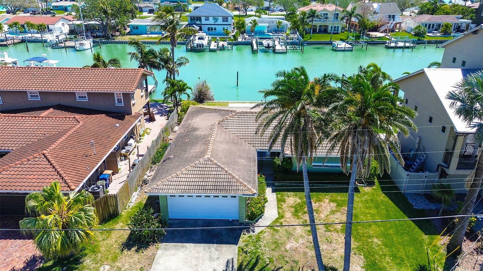 Property Photo: 501 Crystal Drive FL 33708