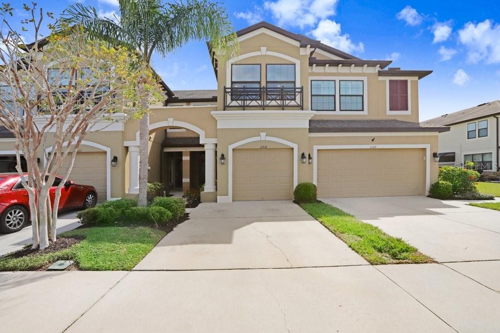 Property Photo: 11521 Crowned Sparrow Lane FL 33626