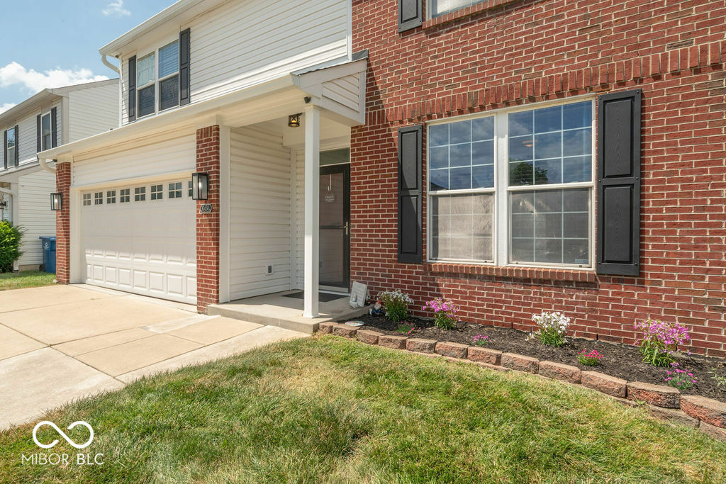 Property Photo: 10450 Wintergreen Way IN 46234