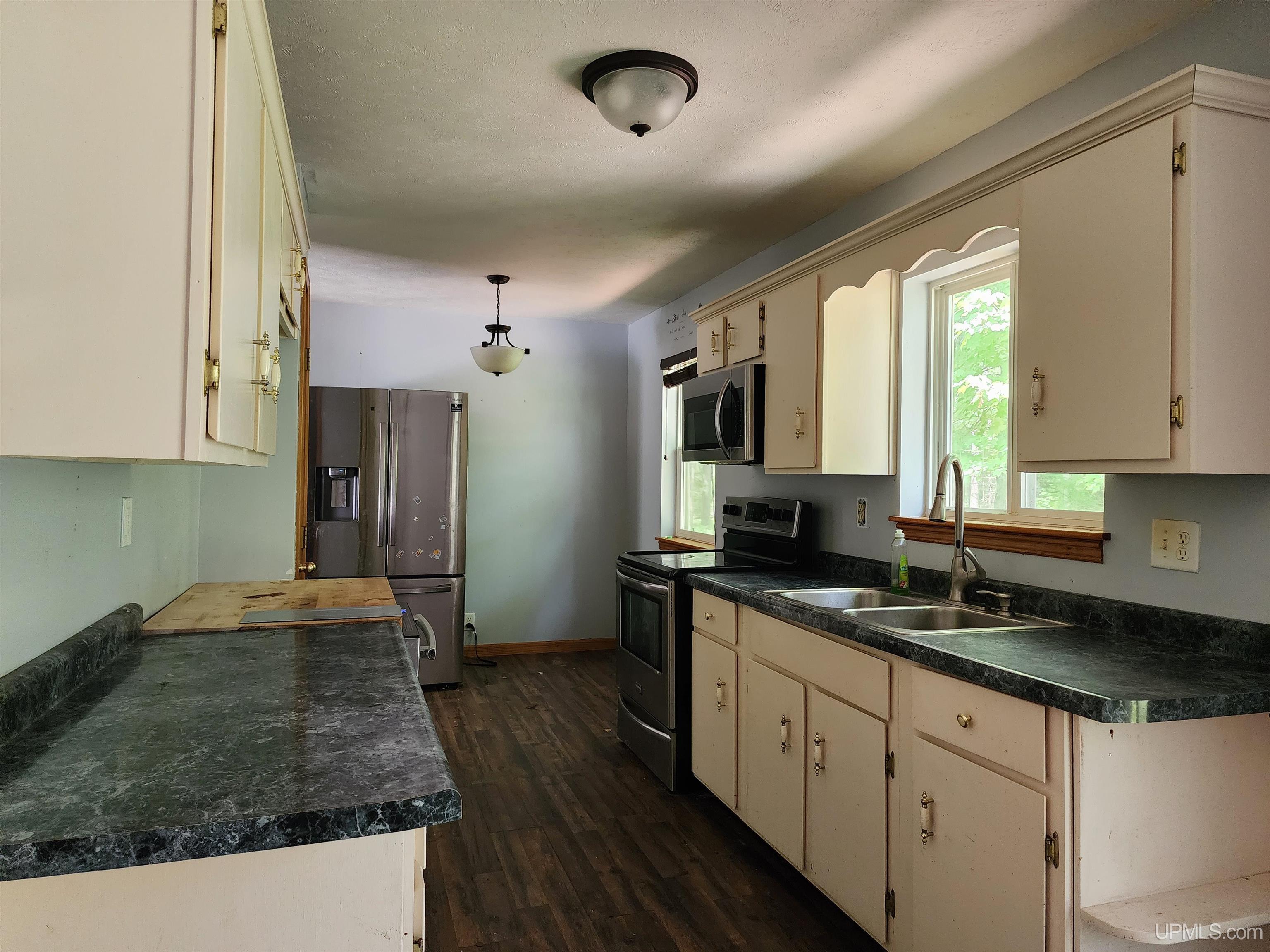 Property Photo: 8982 US 2 Highway MI 49878
