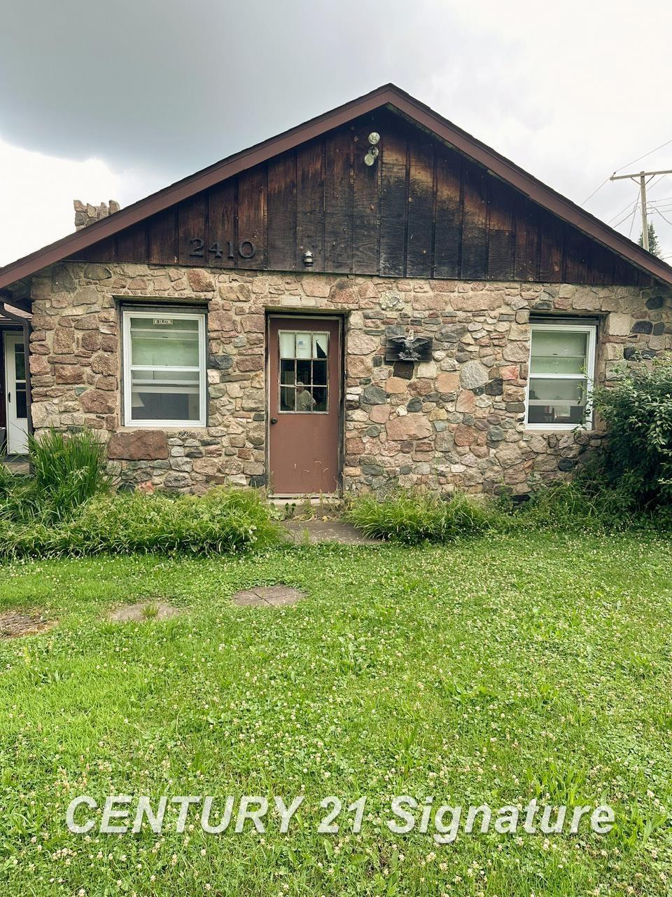 Property Photo: 2410 Jossman Road MI 48442
