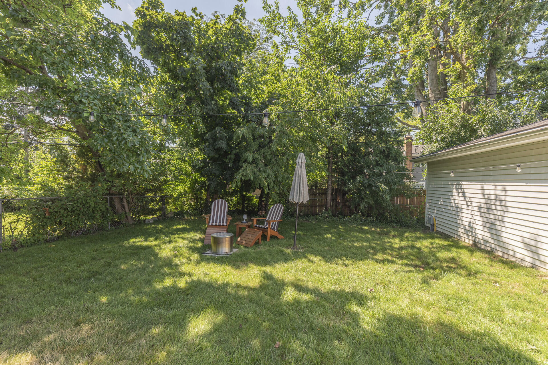 Property Photo: 2041 Norfolk Avenue MI 48103