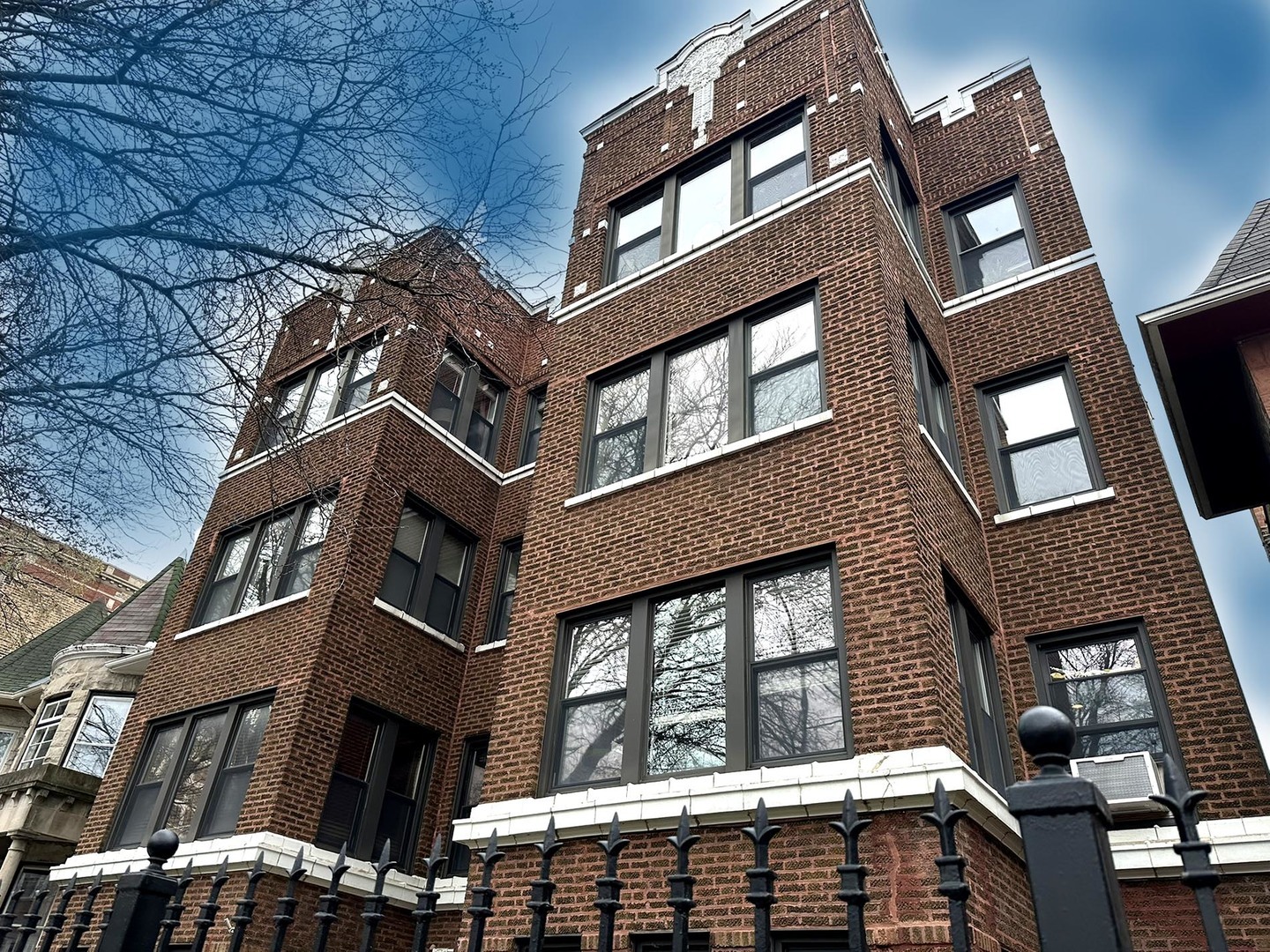 1311 W Pratt Boulevard 2  Chicago IL 60626 photo